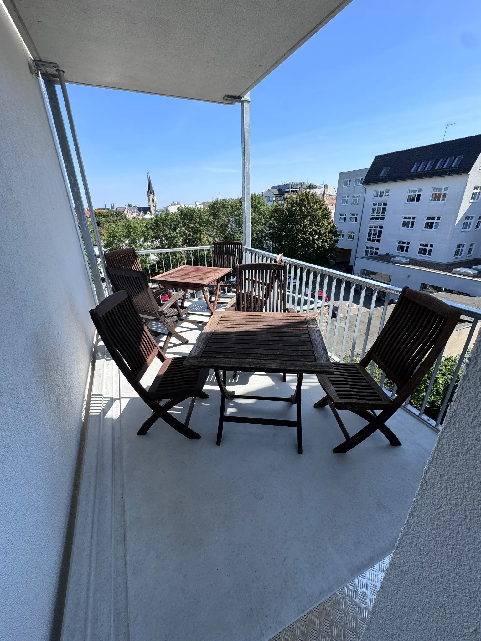 Balkon mit Möblierung